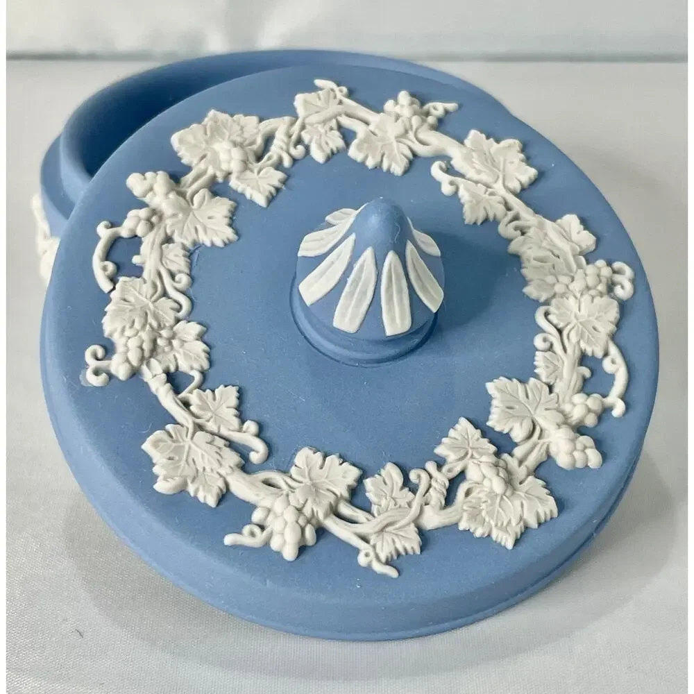 Wedgwood Blue Jasperware Round Acanthus Trinket Box Candy Dish